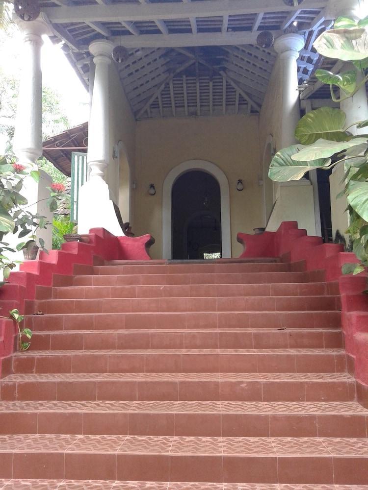 Astoria Parra Exterior foto